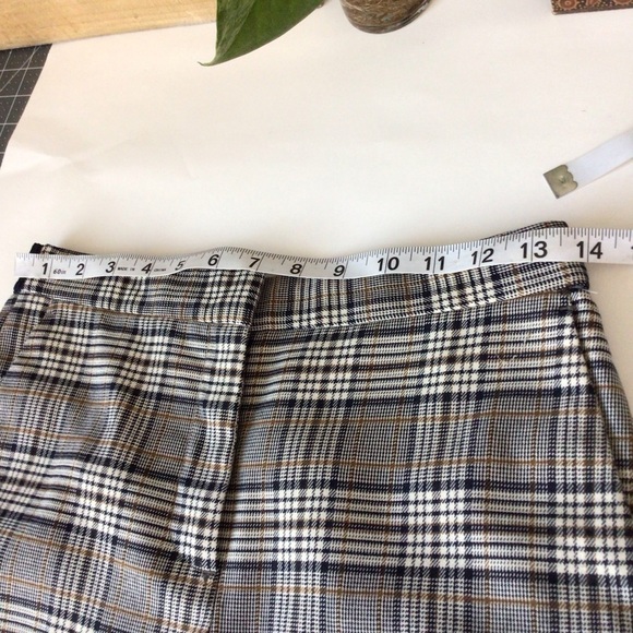 Zara Plaid Women On Taper Pants - Picture 3 of 14